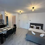 B-holiday Luxury Kasper Coresi Apartment
