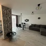 B-holiday Luxury Kasper Coresi Апартаменты Брашов