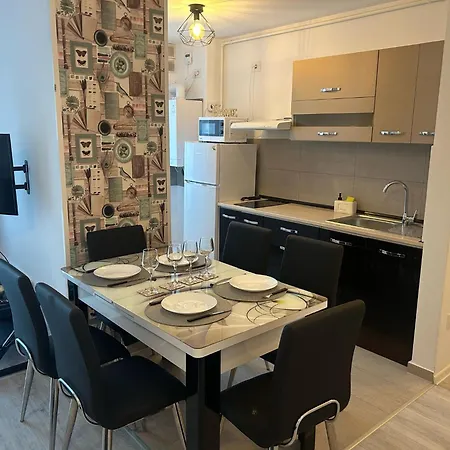 B-holiday Luxury Kasper Coresi Apartment