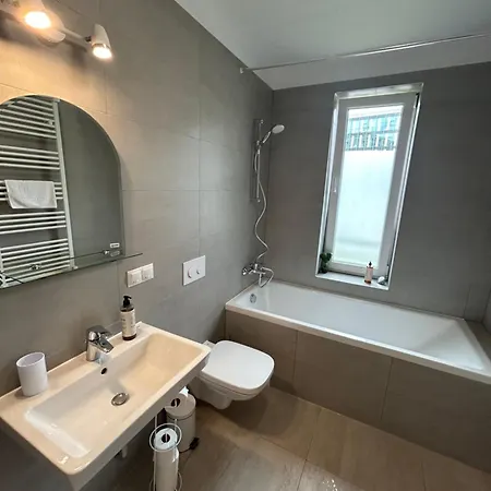 B-holiday Luxury Kasper Coresi * Brașov