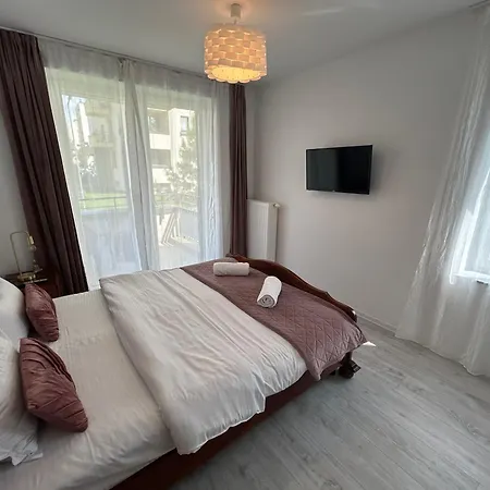 Lägenhet B-holiday Luxury Kasper Coresi *