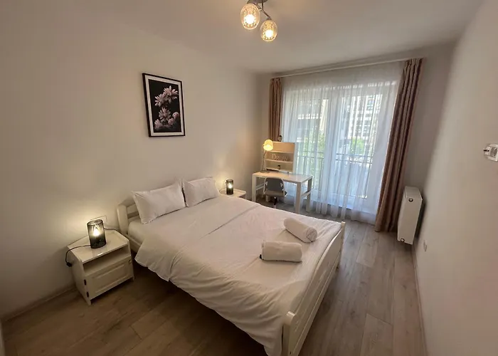 B-holiday Luxury Kasper Coresi Apartment *